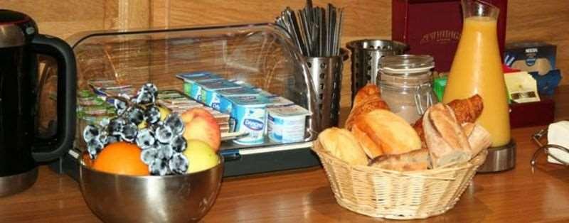 Brit Hotel Terminus Angoulême Ristorante foto
