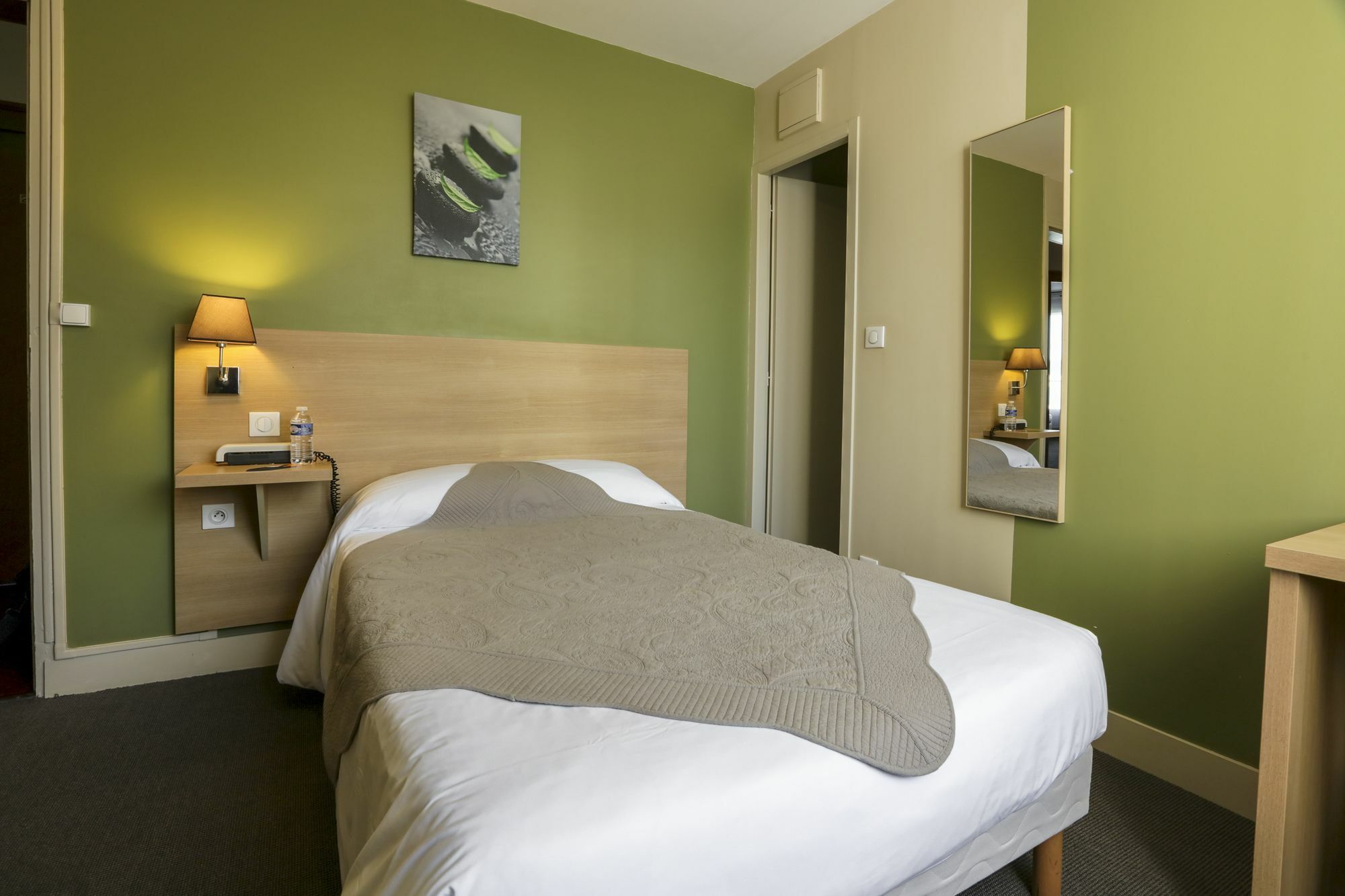 Brit Hotel Terminus Angoulême Esterno foto